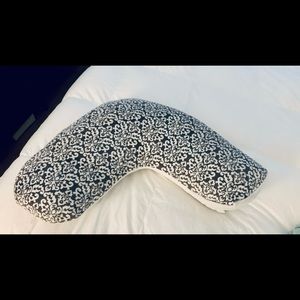 Luna Lullaby - Nursing Pillow